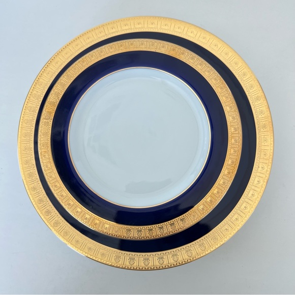YAMASHIGE Japan 8 Pc Cobalt Blue Gold Encrusted Dinner w Salad Plates Porcelain - Picture 2 of 11